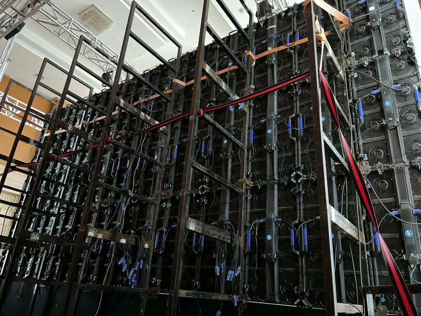 Dokumentasi Stage & Rigging oleh Lantai Atas Event Solution