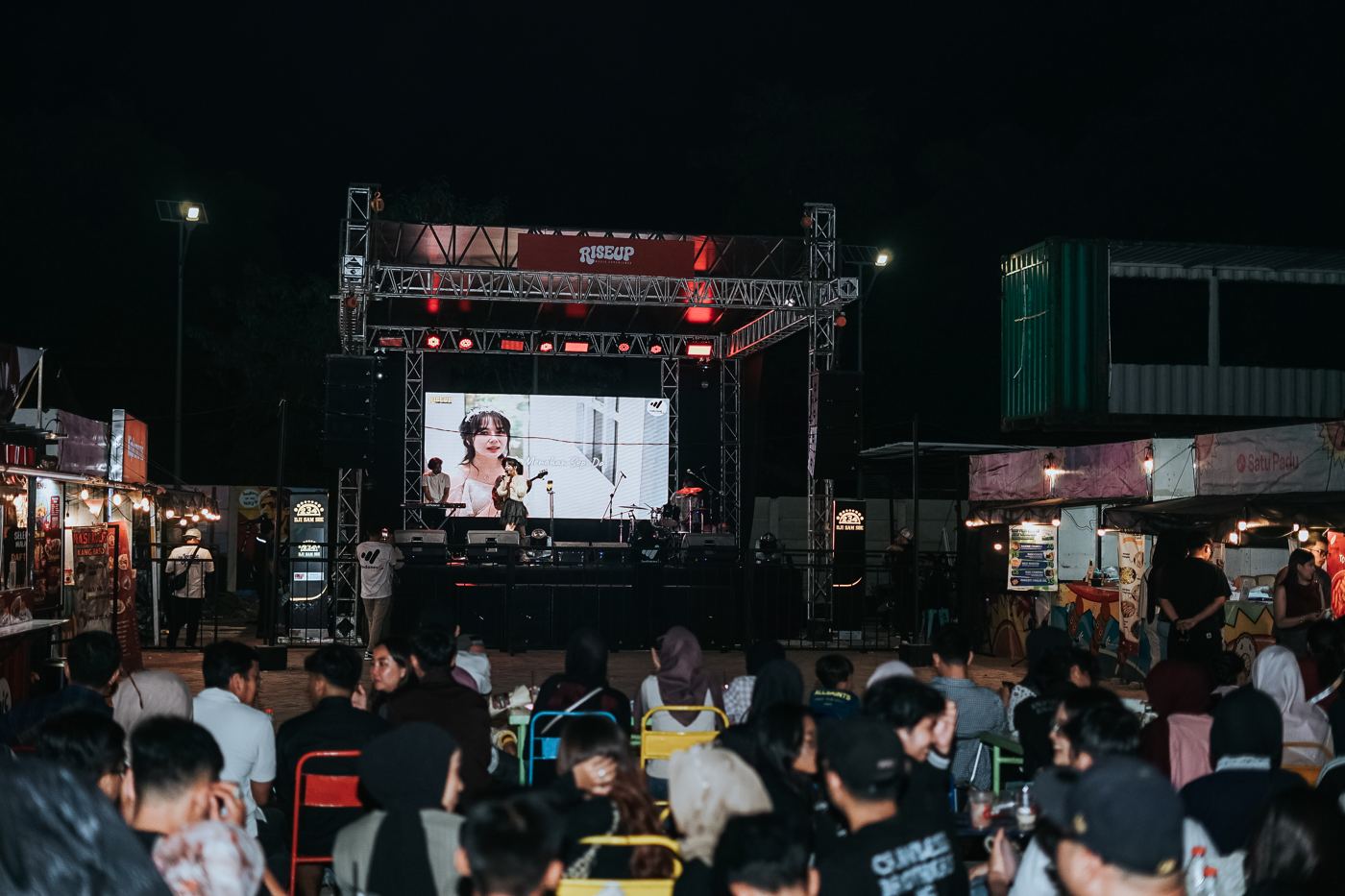 Dokumentasi Crowd & Atmosphere oleh Lantai Atas Event Solution