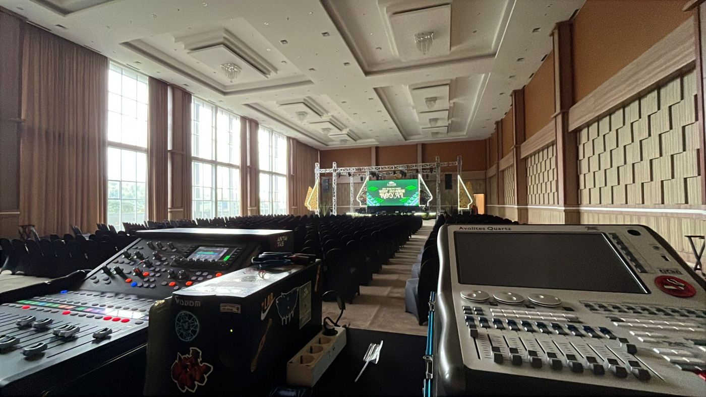 Dokumentasi Stage & Rigging oleh Lantai Atas Event Solution
