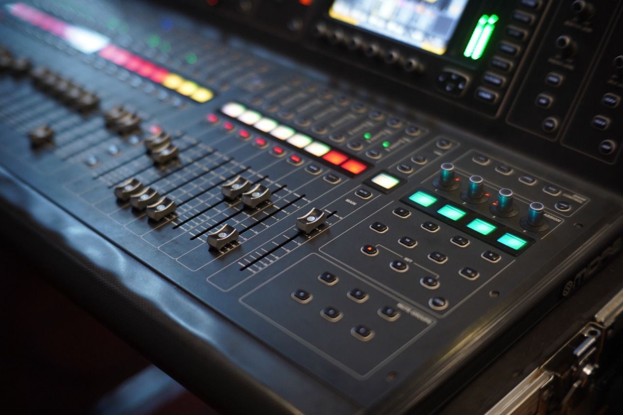 Dokumentasi Sound & Technical oleh Lantai Atas Event Solution