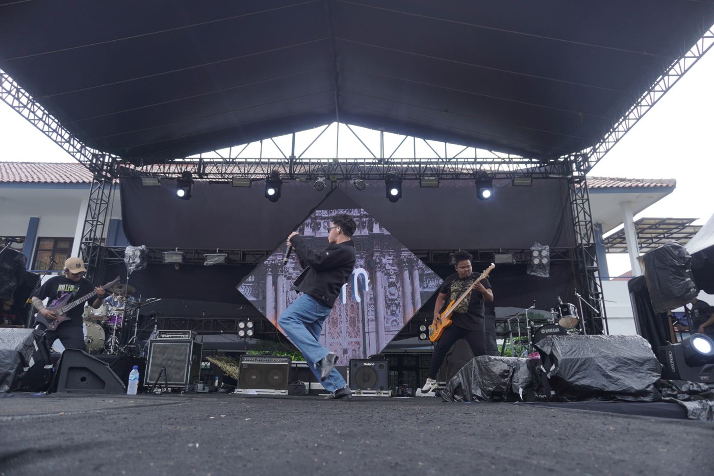 Dokumentasi Stage & Rigging oleh Lantai Atas Event Solution