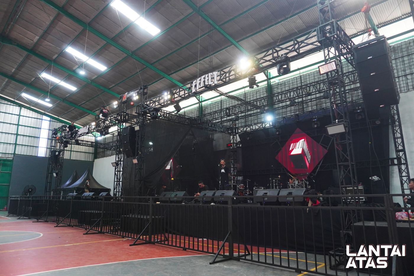 Dokumentasi Stage & Rigging oleh Lantai Atas Event Solution